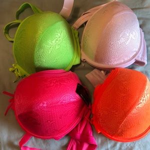 LOT of Bras